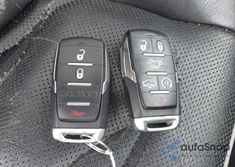 2020 Ram 1500 Limited z USA, uszkodzony, nr VIN 1C6SRFHT7LN386589